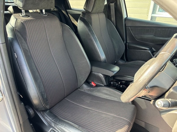 Used DS Automobiles DS 3 Crossback 2019 for sale - 73939325: Photo 23
