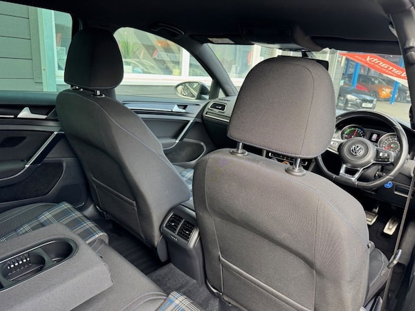 Used Volkswagen Golf 2016 for sale - 76086420: Photo 31
