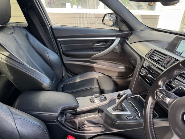 Used BMW 3 Series 2019 for sale - 76202482: Photo 17