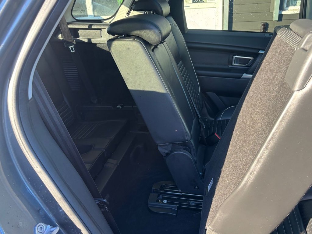 Used Land Rover Discovery Sport 2018 for sale - 77110524: Photo 33