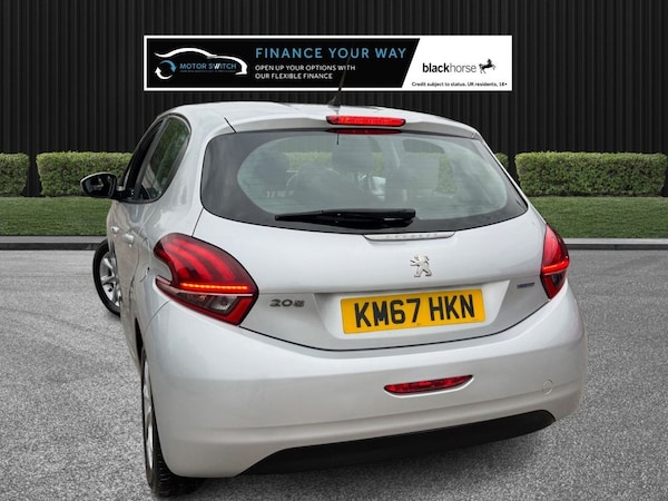 Used Peugeot 208 2017 for sale - 76303459: Photo 13