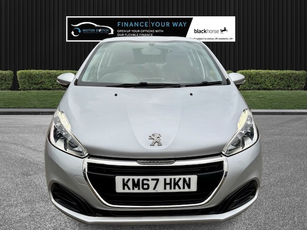 Used Peugeot 208 2017 for sale - 76303459: Photo 2