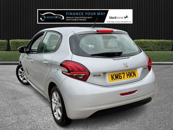 Used Peugeot 208 2017 for sale - 76303459: Photo 9