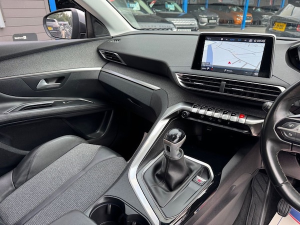 Used Peugeot 3008 2019 for sale - 76203218: Photo 16