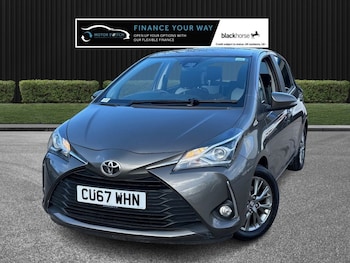 Used Toyota Yaris 2017 for sale - 77765216: Photo
