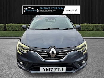 Used Renault Megane 2017 for sale - 76291928: Photo 2