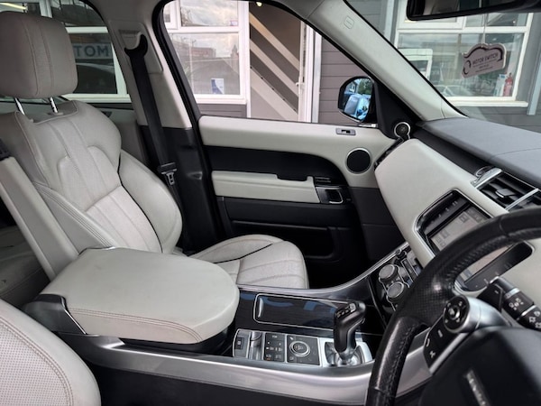 Used Land Rover Range Rover Sport 2015 for sale - 75220597: Photo 17