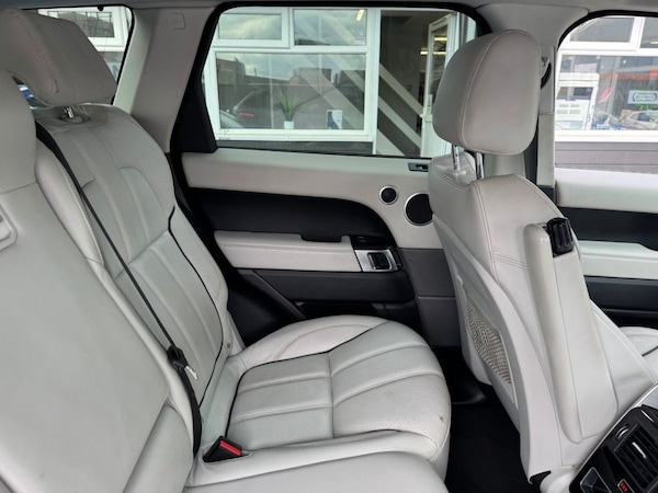 Used Land Rover Range Rover Sport 2015 for sale - 75220597: Photo 32