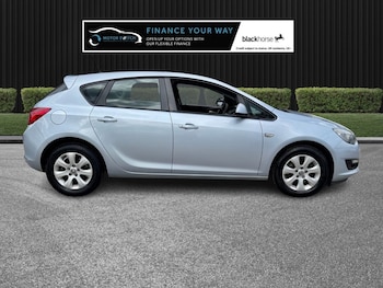 Used Vauxhall Astra 2015 for sale - 78487202: Photo