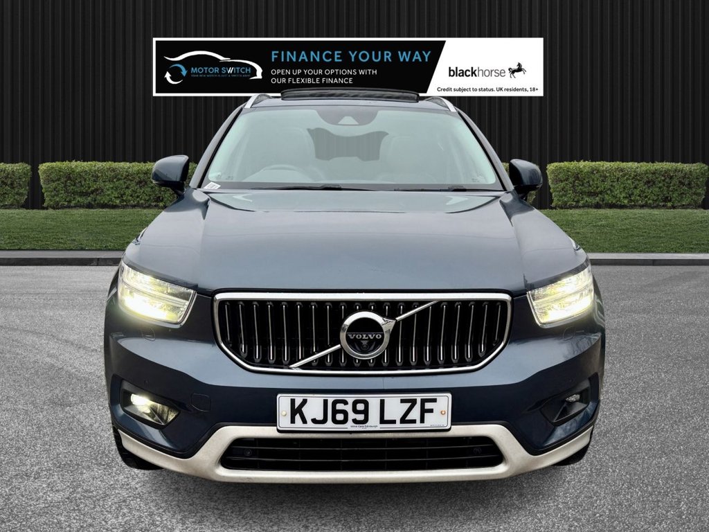 Used Volvo XC40 2020 for sale - 77145651: Photo 2