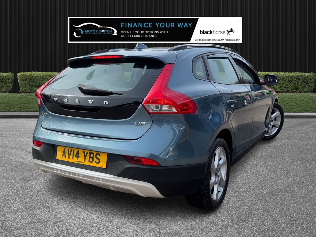 Used Volvo V40 Cross Country 2014 for sale - 77967089: Photo 11