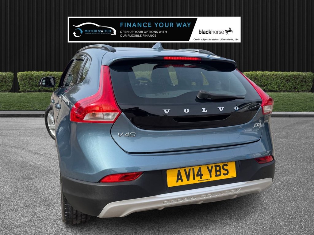 Used Volvo V40 Cross Country 2014 for sale - 77967089: Photo 13