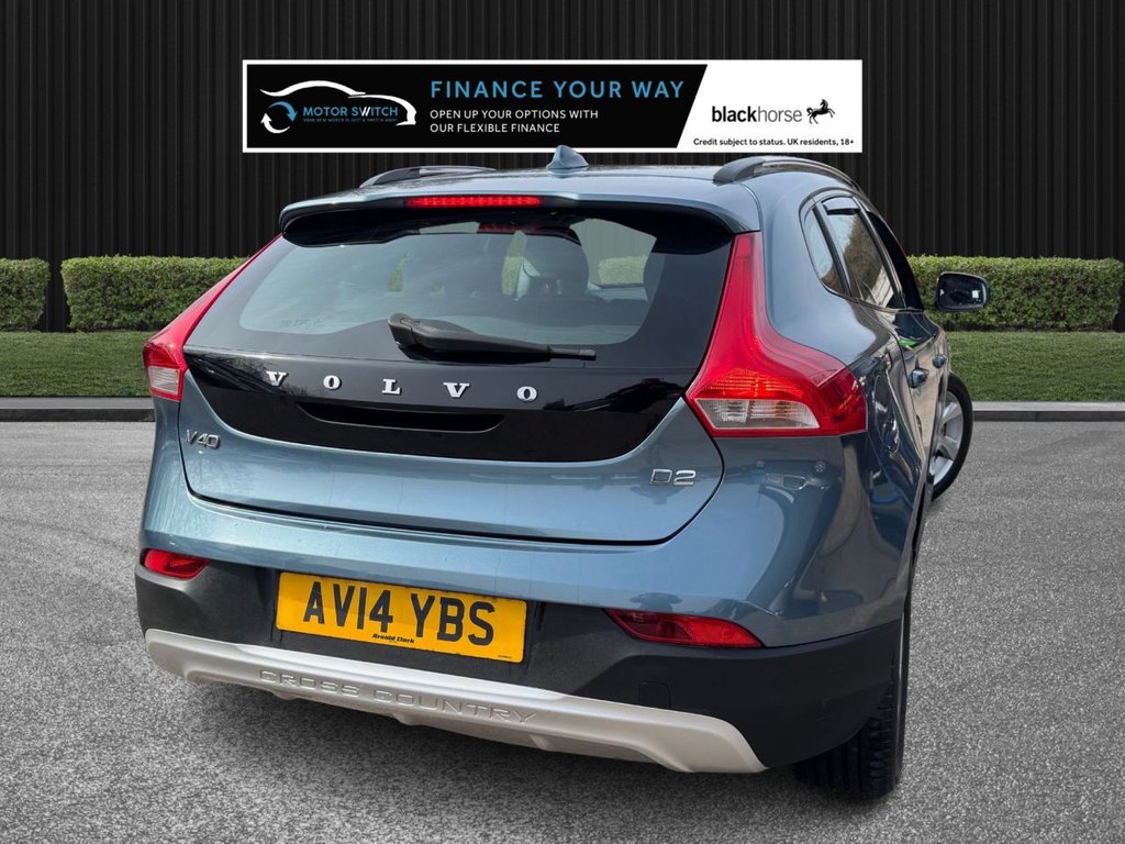 Used Volvo V40 Cross Country 2014 for sale - 77967089: Photo 14