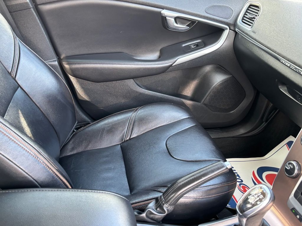 Used Volvo V40 Cross Country 2014 for sale - 77967089: Photo 21