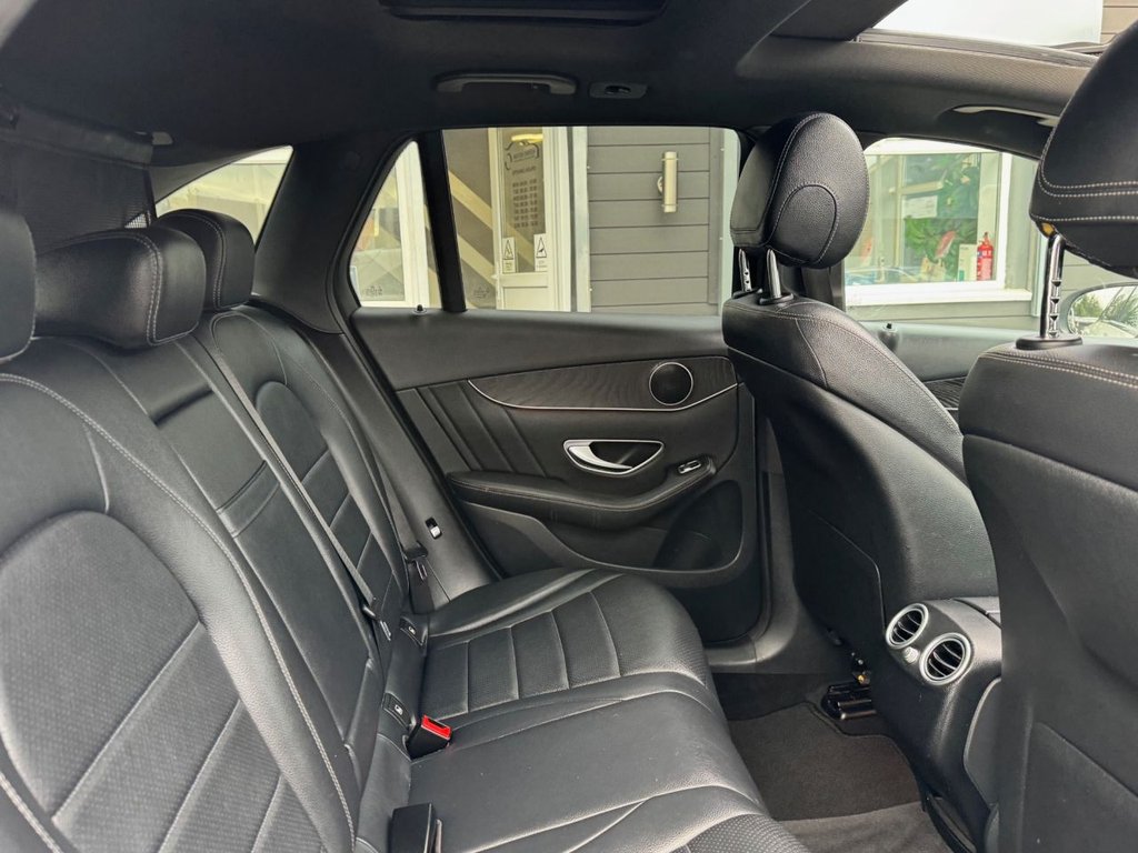 Used Mercedes-Benz GLC 2018 for sale - 76203245: Photo 30