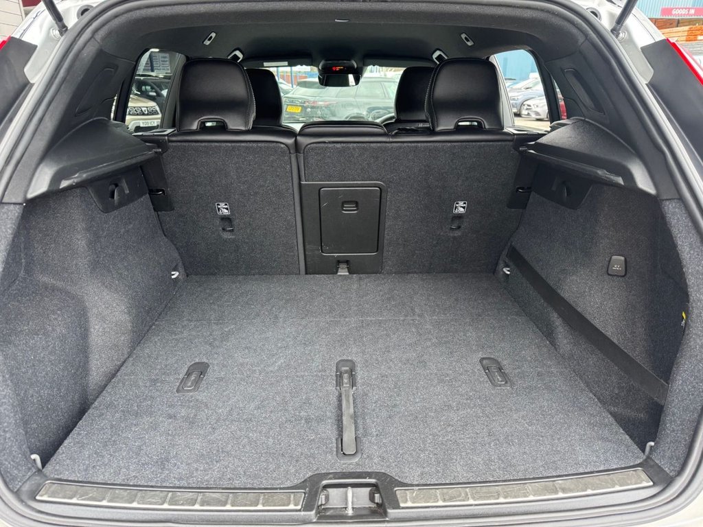 Used Volvo XC40 2019 for sale - 77608796: Photo 35