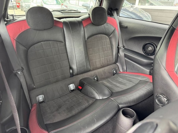 Used MINI Hatch 2017 for sale - 74367916: Photo 30