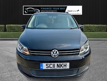 Used Volkswagen Touran 2011 for sale - 75527776: Photo