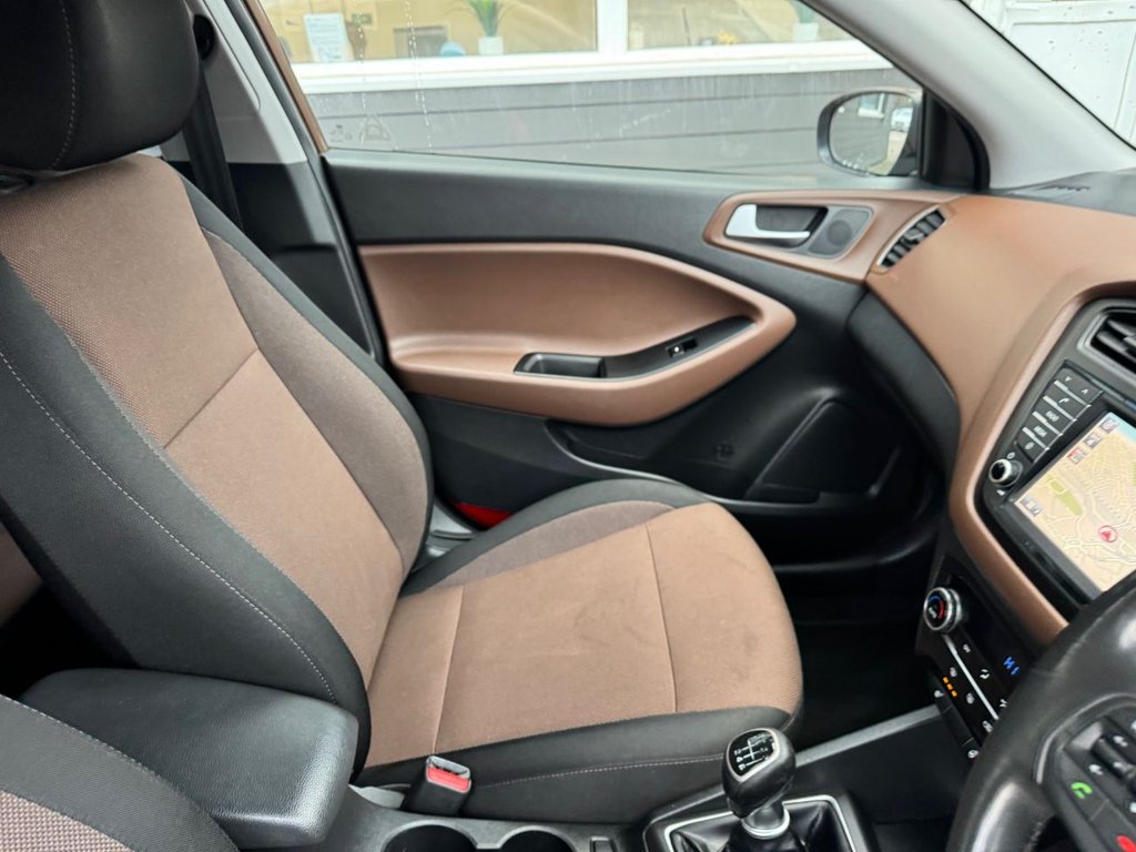 Used Hyundai i20 2016 for sale - 76867929: Photo 17