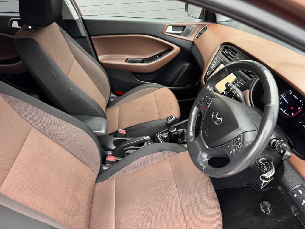 Used Hyundai i20 2016 for sale - 76867929: Photo 20