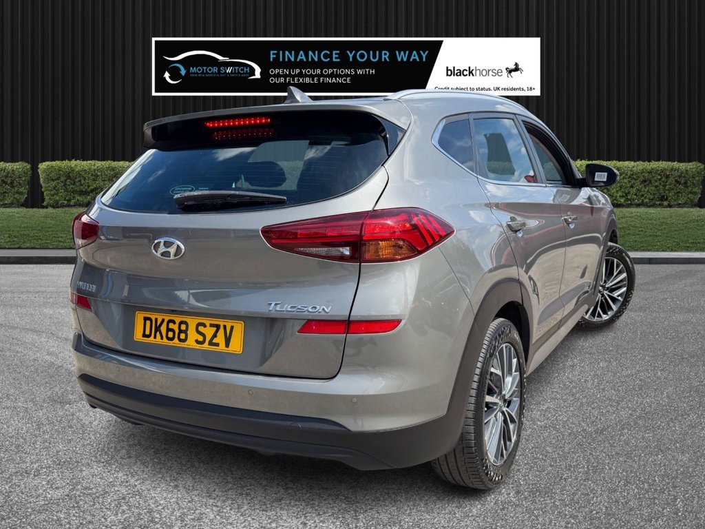 Used Hyundai TUCSON 2018 for sale - 76028873: Photo 11