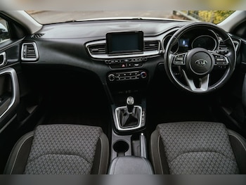 Used Kia Ceed 2019 for sale - 78737997: Photo