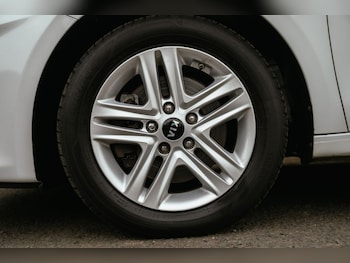 Used Kia Ceed 2019 for sale - 78737997: Photo