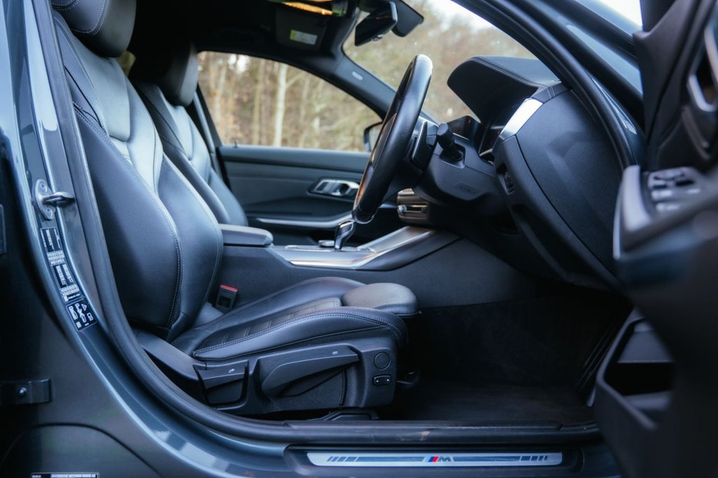 Used BMW 3 Series 2021 for sale - 76934795: Photo 42