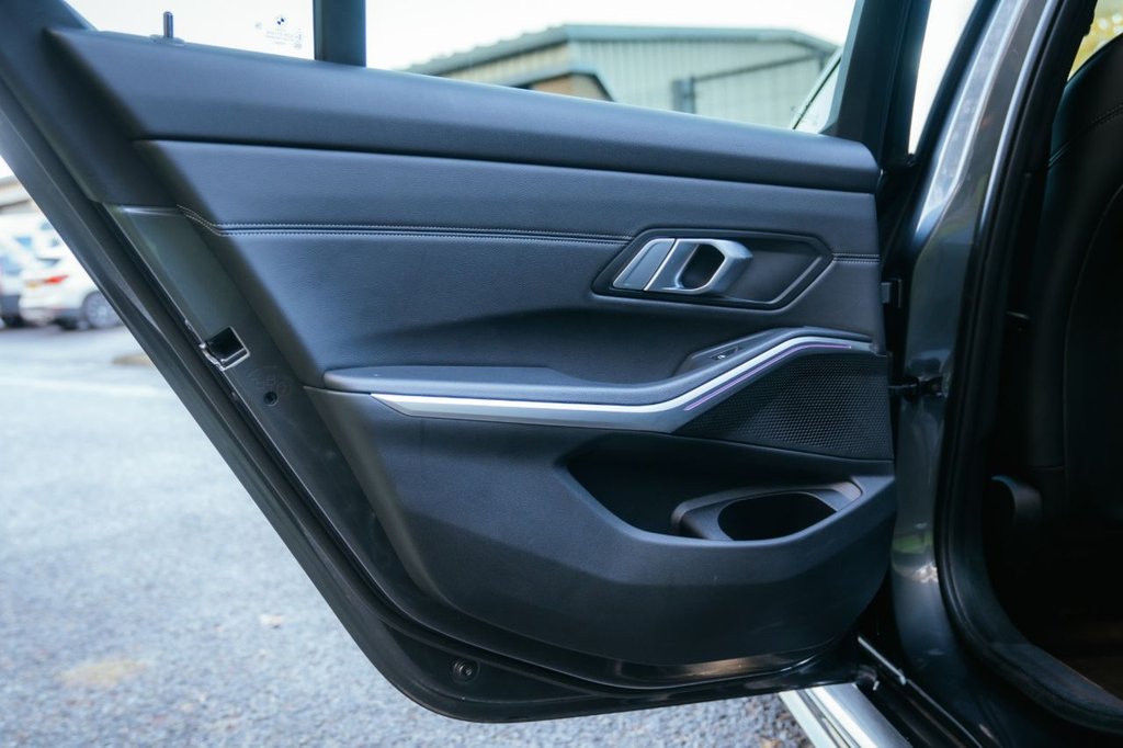 Used BMW 3 Series 2021 for sale - 76934795: Photo 48