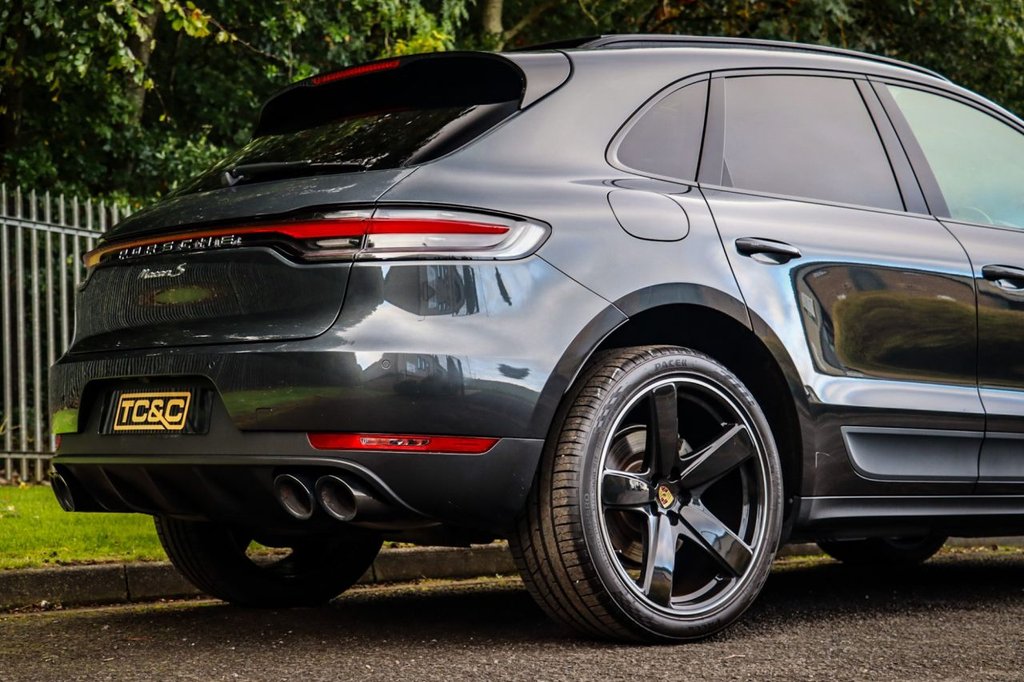 Used Porsche Macan 2019 for sale - 76190773: Photo 32