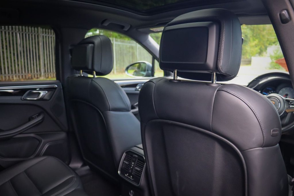 Used Porsche Macan 2019 for sale - 76190773: Photo 42