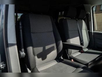 Used Volkswagen Transporter 2022 for sale - 79619203: Photo