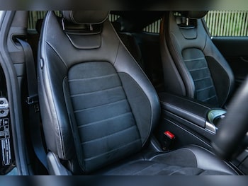Used Mercedes-Benz C Class 2019 for sale - 78996432: Photo
