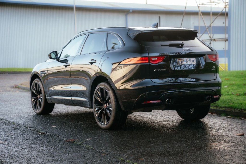 Used Jaguar F-Pace 2016 for sale - 76647660: Photo 16