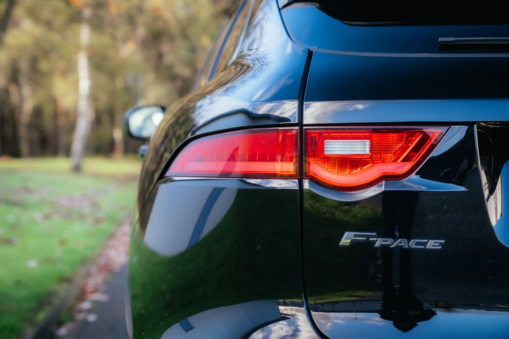 Used Jaguar F-Pace 2016 for sale - 76647660: Photo 19