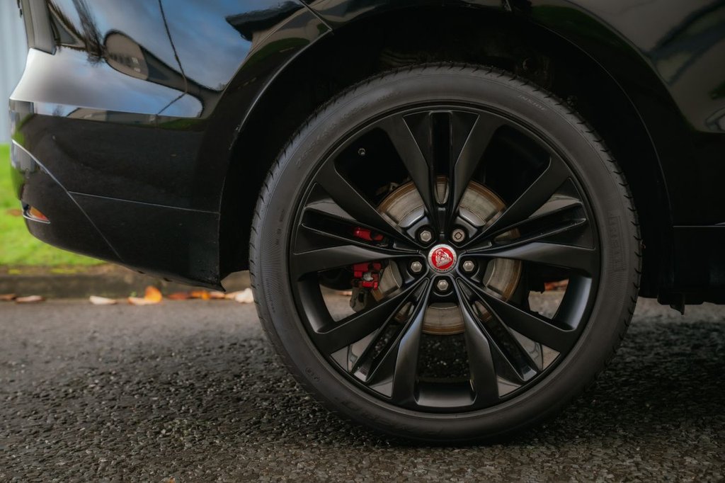 Used Jaguar F-Pace 2016 for sale - 76647660: Photo 34