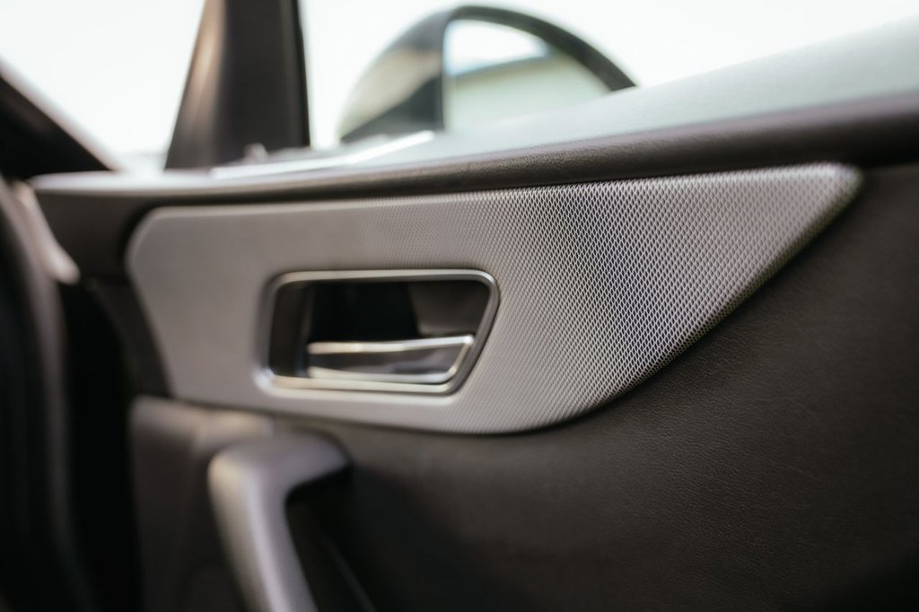 Used Jaguar F-Pace 2016 for sale - 76647660: Photo 44