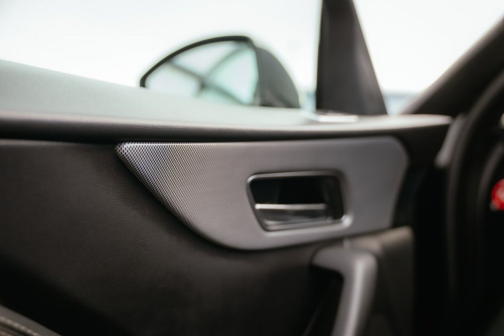 Used Jaguar F-Pace 2016 for sale - 76647660: Photo 45