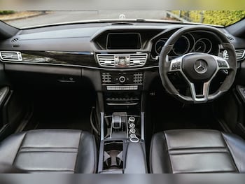 Used Mercedes-Benz E Class 2016 for sale - 78330308: Photo