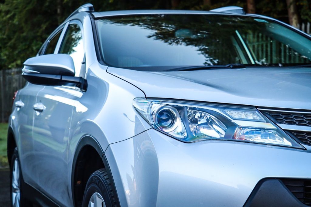 Used Toyota RAV4 2015 for sale - 76654409: Photo 18