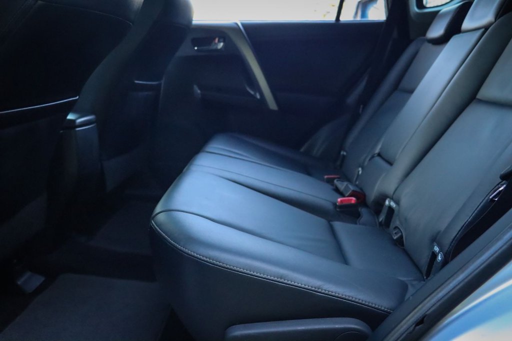 Used Toyota RAV4 2015 for sale - 76654409: Photo 47