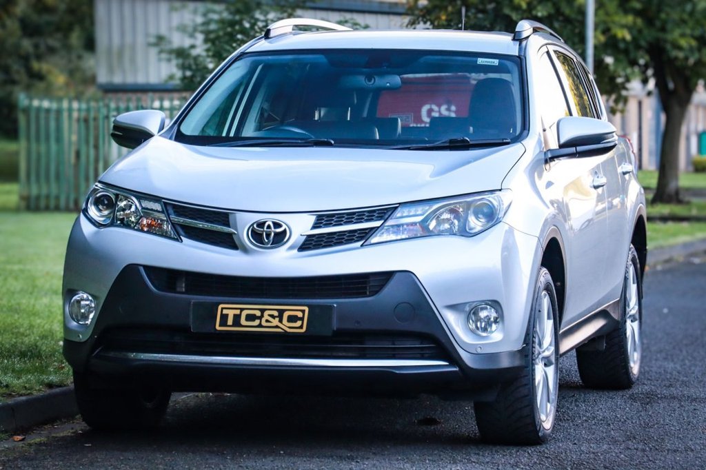 Used Toyota RAV4 2015 for sale - 76654409: Photo 9