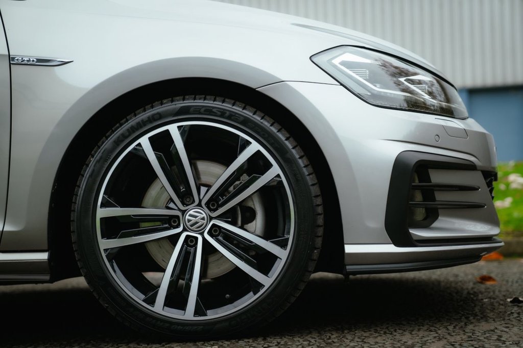 Used Volkswagen Golf 2018 for sale - 76604542: Photo 3