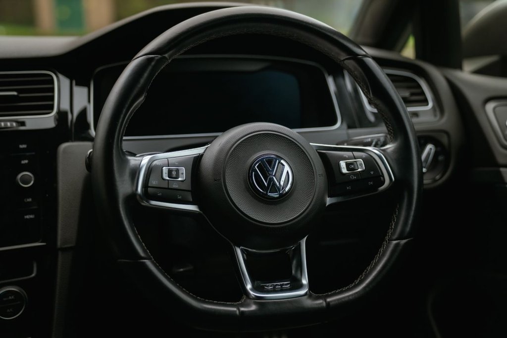 Used Volkswagen Golf 2018 for sale - 76604542: Photo 49