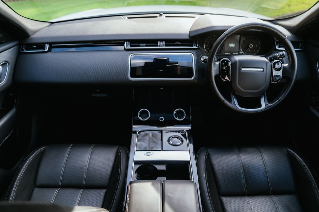 Used Land Rover Range Rover Velar 2018 for sale - 77849460: Photo 2