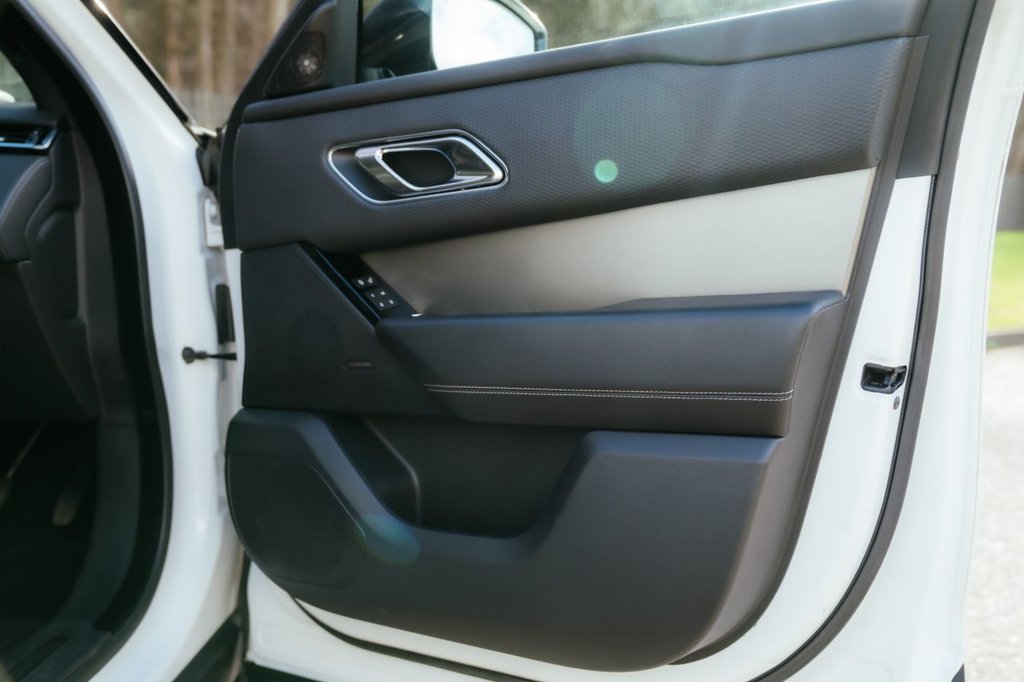 Used Land Rover Range Rover Velar 2018 for sale - 77849460: Photo 41