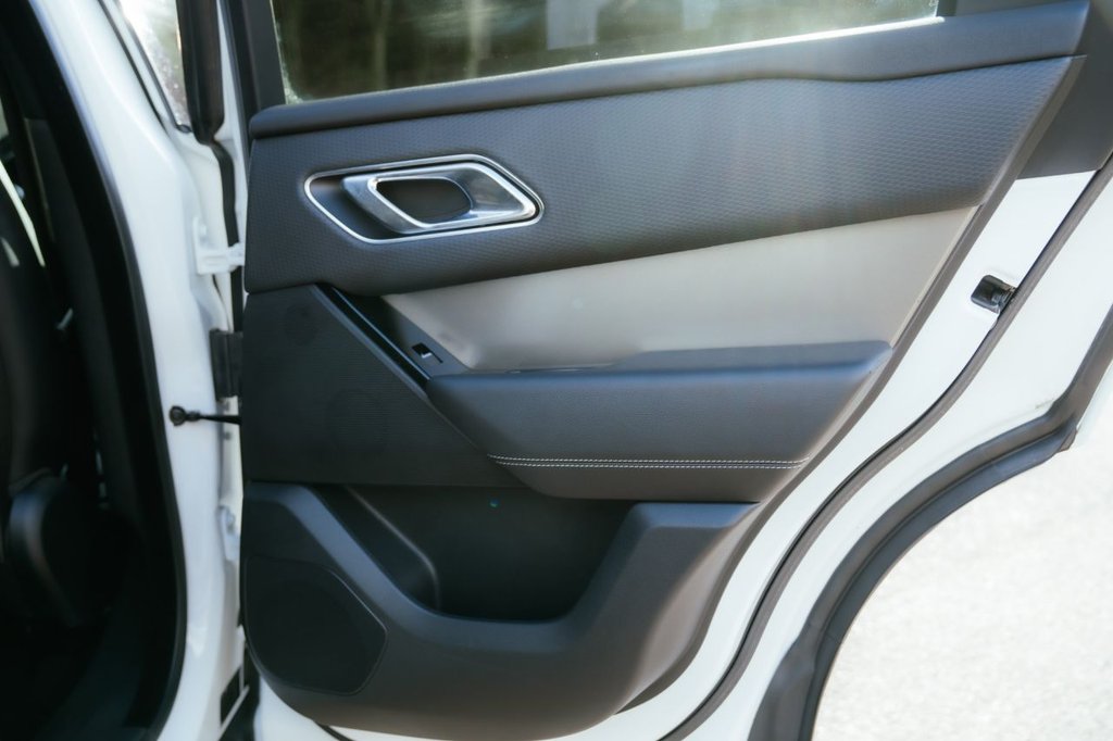 Used Land Rover Range Rover Velar 2018 for sale - 77849460: Photo 45