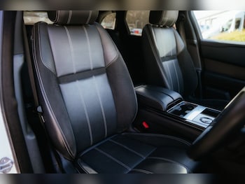 Used Land Rover Range Rover Velar 2018 for sale - 77849460: Photo