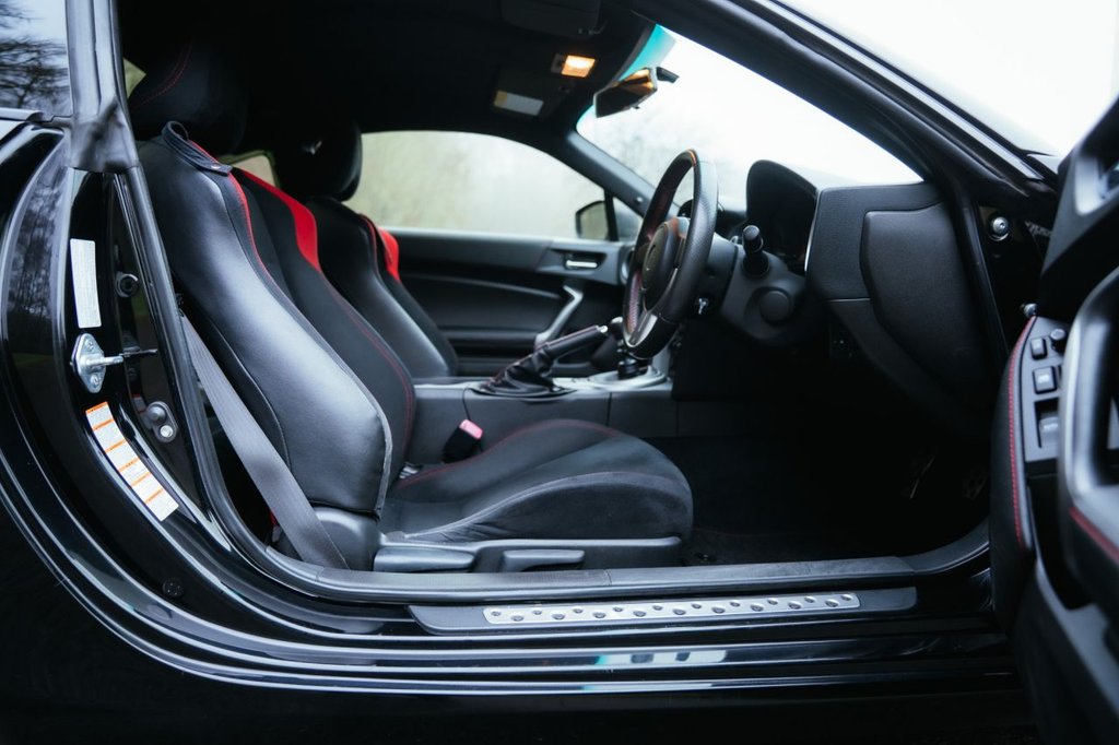 Used Toyota GT86 2012 for sale - 77383961: Photo 40