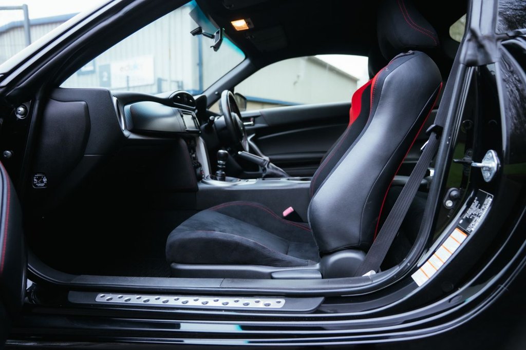 Used Toyota GT86 2012 for sale - 77383961: Photo 45